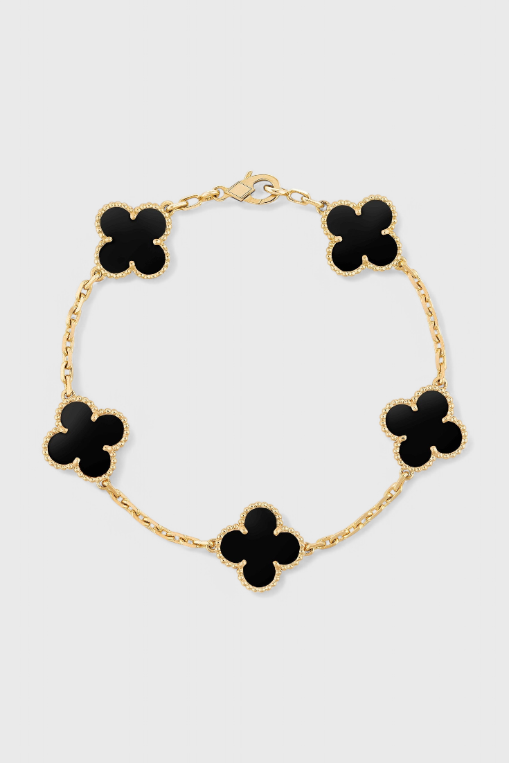 Pulsera con y Elegancia